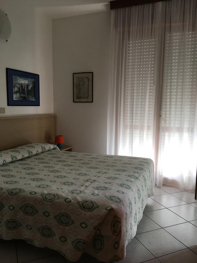 Residence Moresco ลิโดดิเยโซโล ภายนอก รูปภาพ