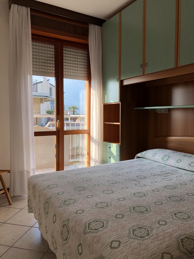 Residence Moresco ลิโดดิเยโซโล ภายนอก รูปภาพ