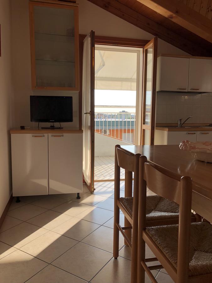Residence Moresco ลิโดดิเยโซโล ภายนอก รูปภาพ